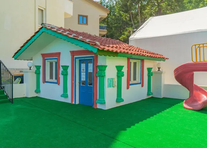Ξενοδοχείο Club Pineta 4*