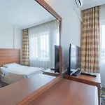 Hotel Club Pineta 4*