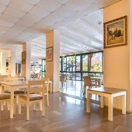 Hotel Club Pineta 4*