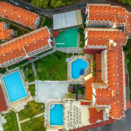 Hotel Club Pineta