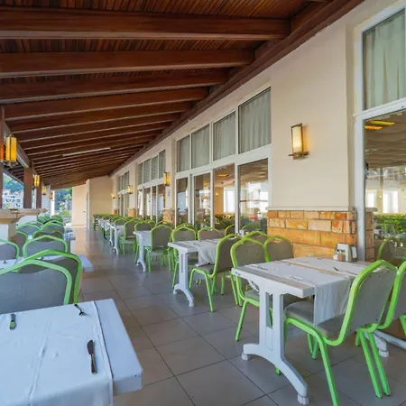 Club Pineta 酒店 马尔马里斯