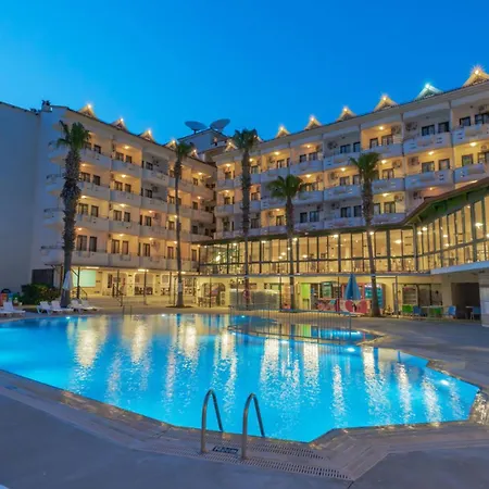 Club Pineta 4*