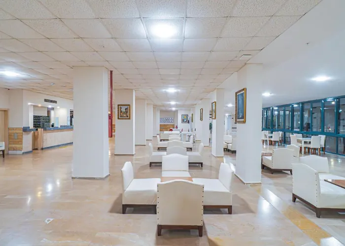 Отель Club Pineta 4*