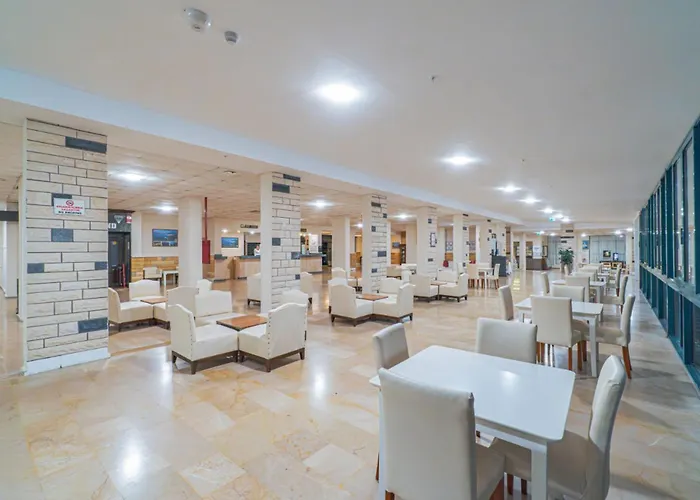 מלון Club Pineta 4*